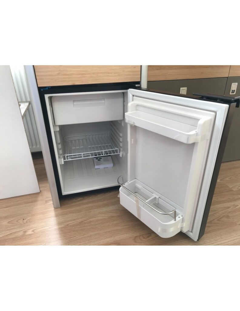 Dometic CRE 50 Fridge / Freezer Malta Camping Gear